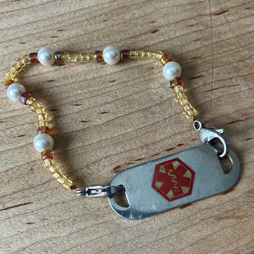 Hand Beaded Stretch Medical Bracelet 7.75", Diabetes